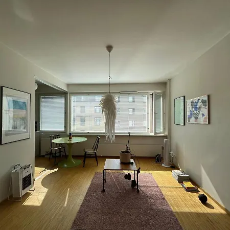 Luminous And Spacious Studio In Hip Kallio Apartman *