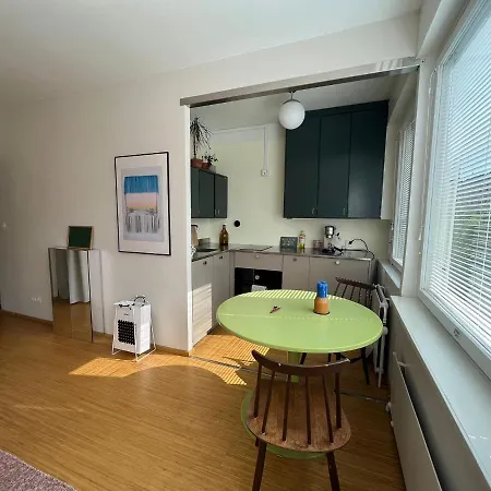 Luminous And Spacious Studio In Hip Kallio * هلسنكي