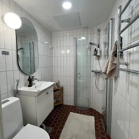 Luminous And Spacious Studio In Hip Kallio شقة
